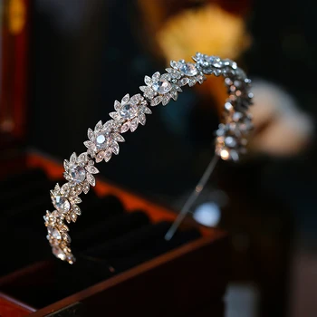 Korėjos Nuostabiu Kristalų Brides Kaspinai Mini Ir Vestuvių Tiara Headpieces Vakarą Šukuosena Mergaitėms Dovanų